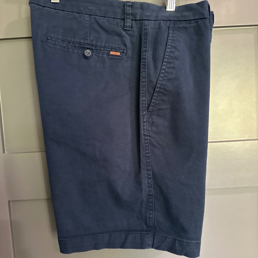 CHAPS Chino Stretch Shorts (Men's 36)